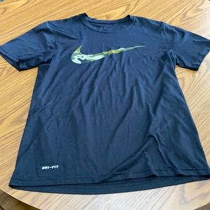 Medium Nike Dri-Fit black with camouflage swish